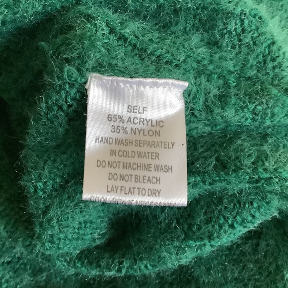 Emerald Green Cropped Sweater - Picture 8 of 8